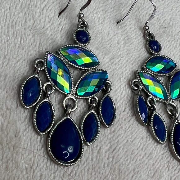 Chandelier Earrings Blue Iridescent Rhinestone Peacock Silver Tone Dangle Boho - Picture 5 of 7
